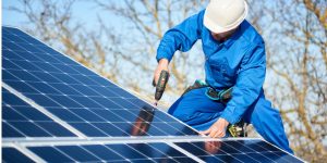 Installation Maintenance Panneaux Solaires Photovoltaïques à Bugeat